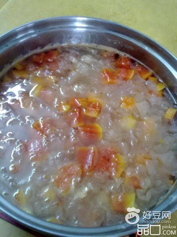 银耳木瓜鹌鹑蛋糖水
