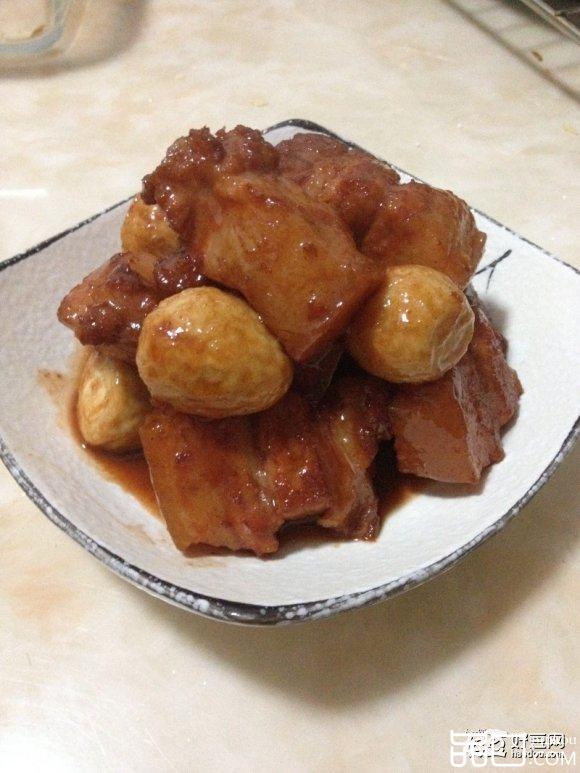 鸽蛋红烧肉