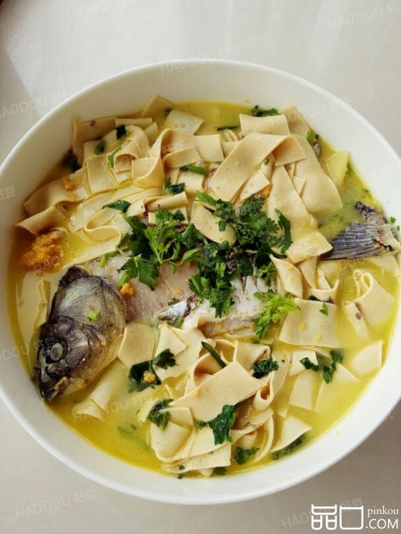 鲫鱼炖干豆腐