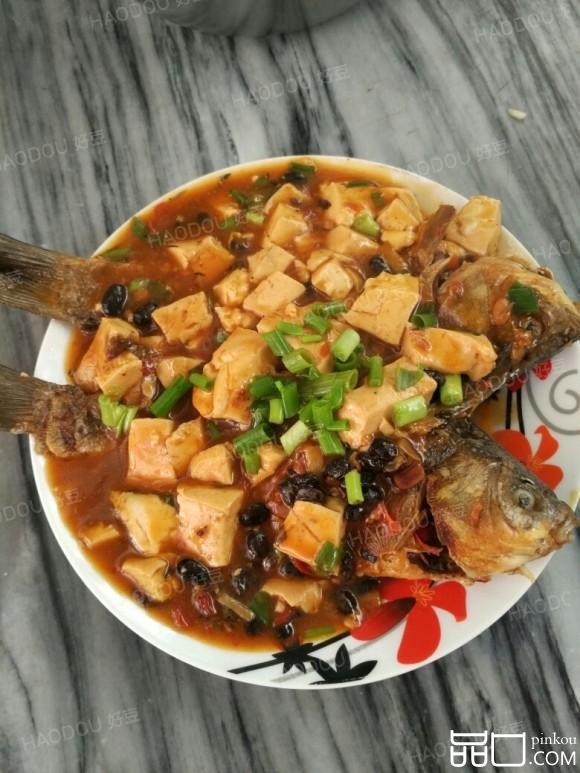豆豉鲫鱼烧豆腐