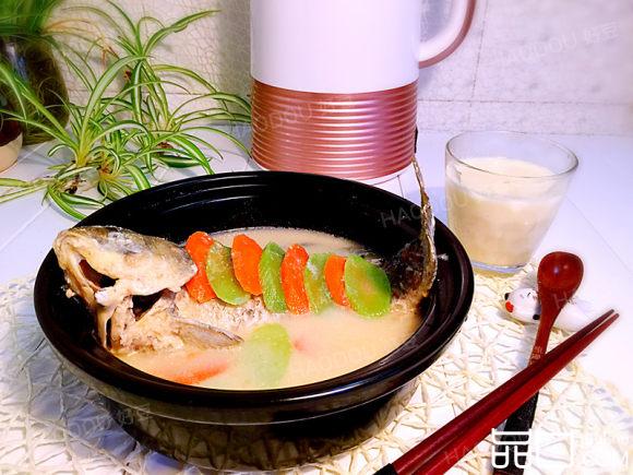 豆浆鲫鱼汤
