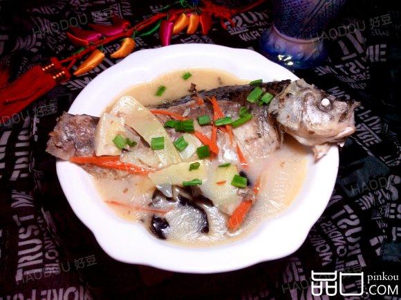 春笋鲫鱼汤