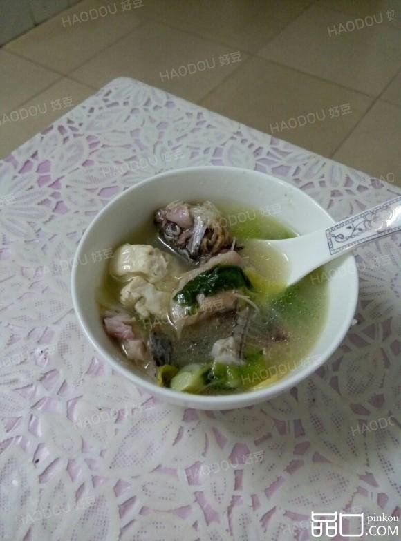 鲫鱼豆腐白菜汤