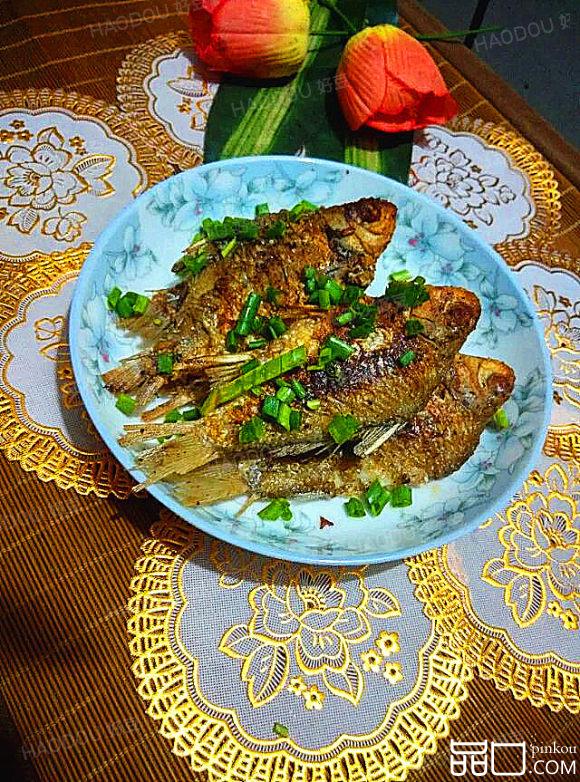香煎鲫鱼