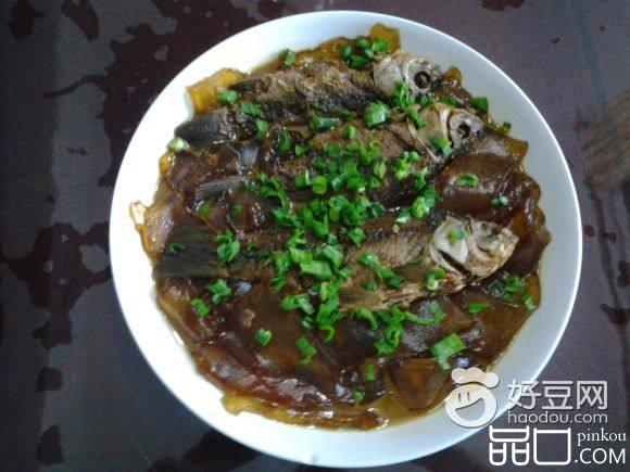 红烧鲫鱼粉皮
