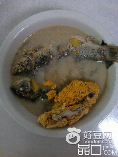 清炖鲫鱼汤