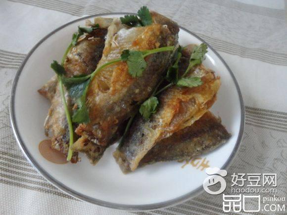 油炸小鲫鱼