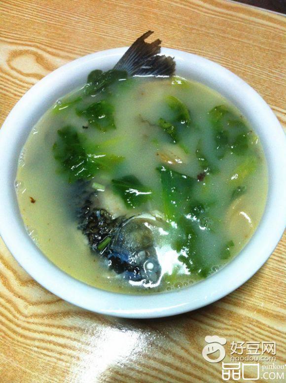 生菜鲫鱼汤