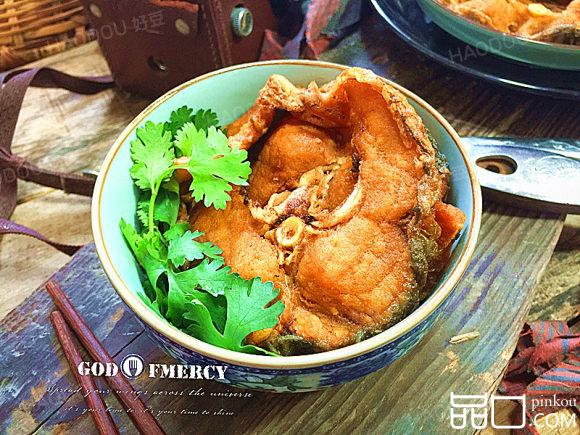 秘制爆汁五香熏鱼