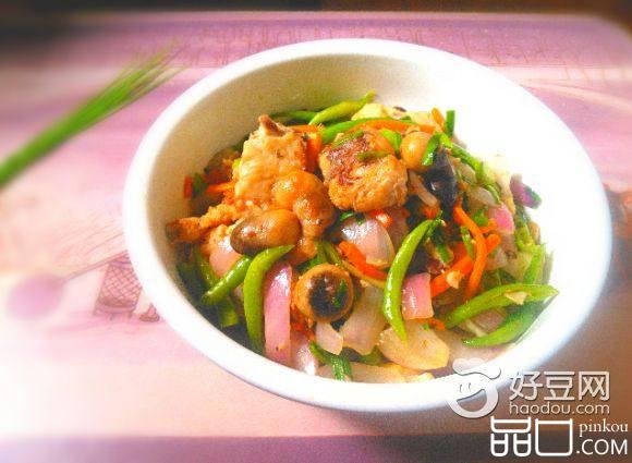菌菇炖草鱼