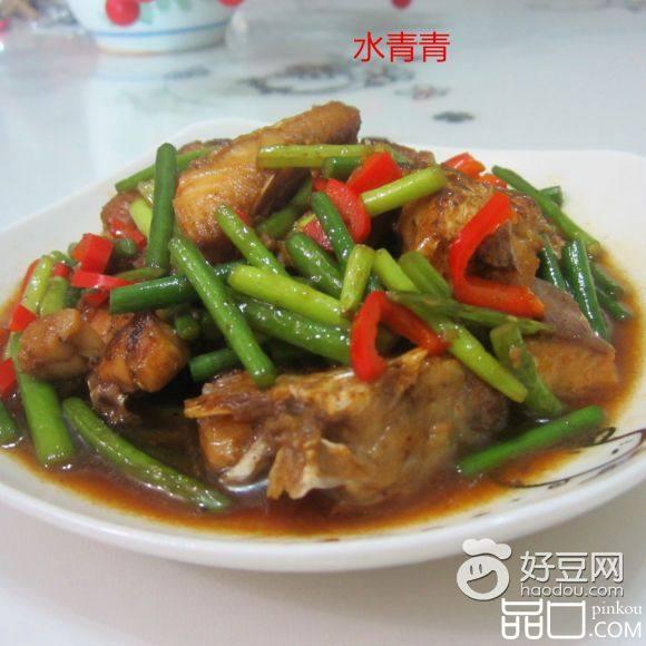 尖椒蒜苗煮鱼