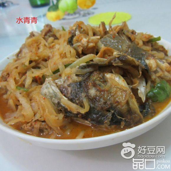 白萝卜丝煮鱼