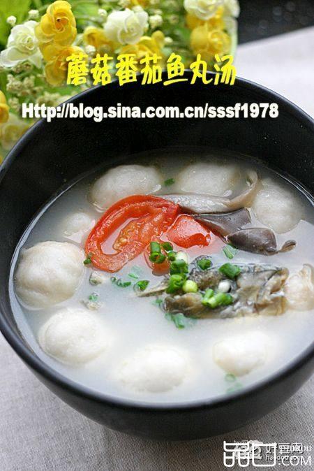 蘑菇番茄鱼丸汤