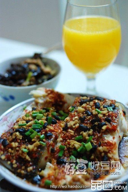 豆豉辣椒蒸鱼