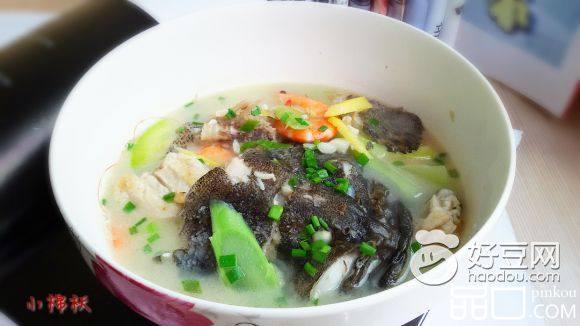 杂蔬鲈鱼汤