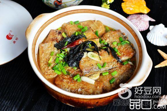 紫苏豆腐炖带鱼