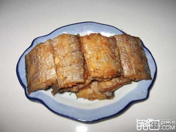 油煎带鱼段