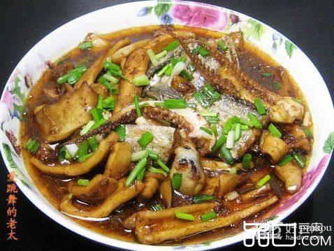 带鱼烧鱿鱼