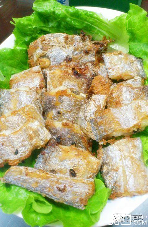 蒜香煎带鱼