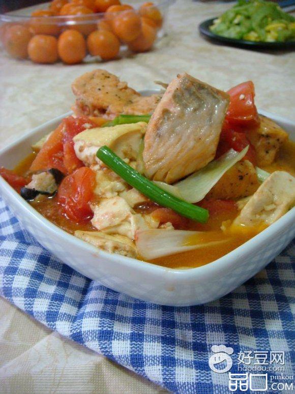 豆腐红烧三文鱼