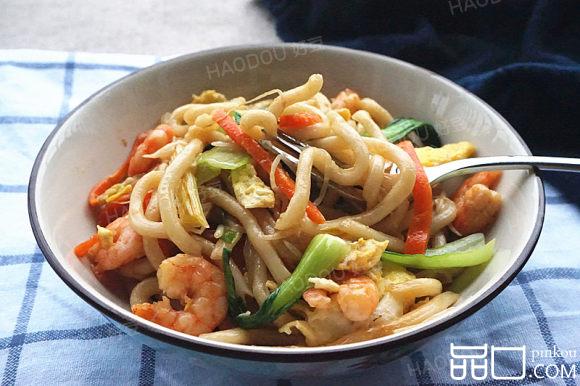 虾仁炒乌冬面