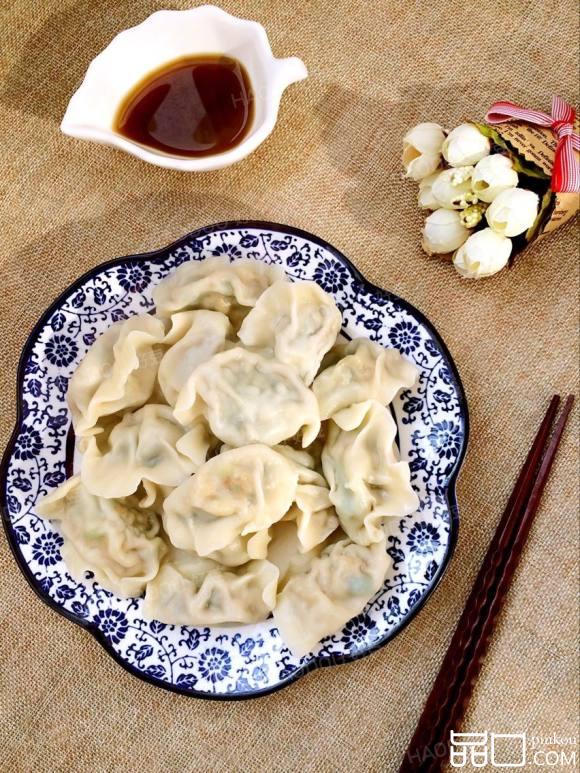 韭菜鸡蛋虾仁水饺