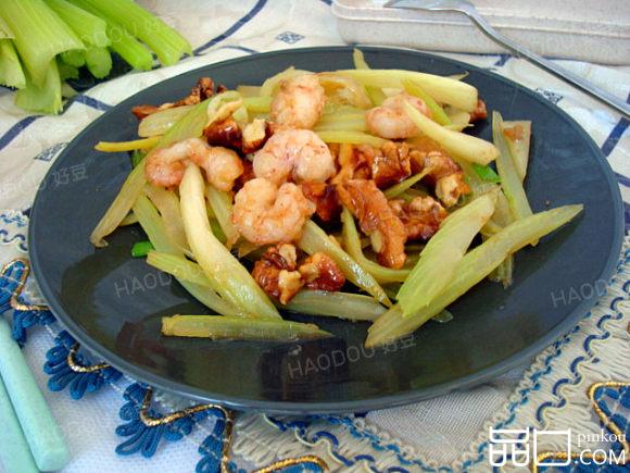 核桃虾仁炒芹菜