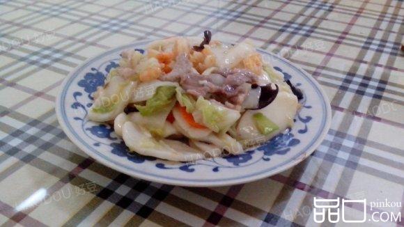 虾仁肉丝杂蔬炒白粿