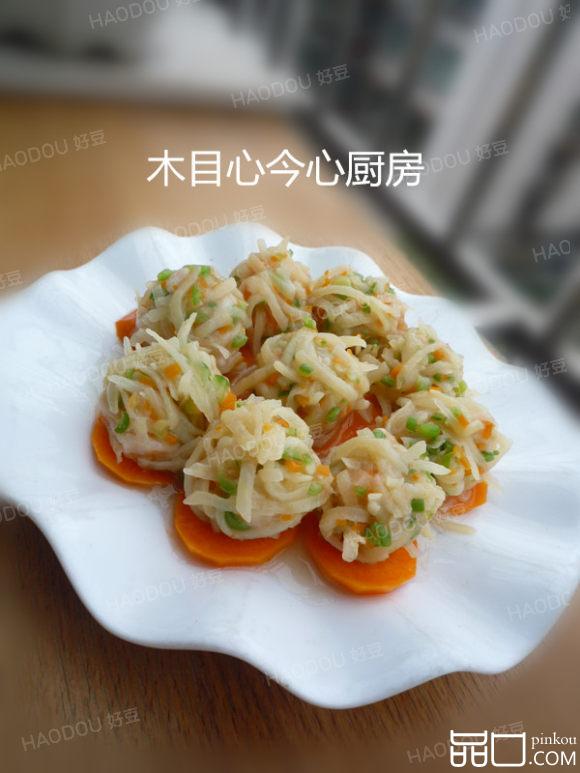 虾仁土豆蒸丸子