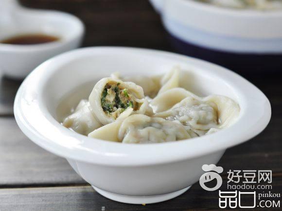 荠菜三鲜大馄饨