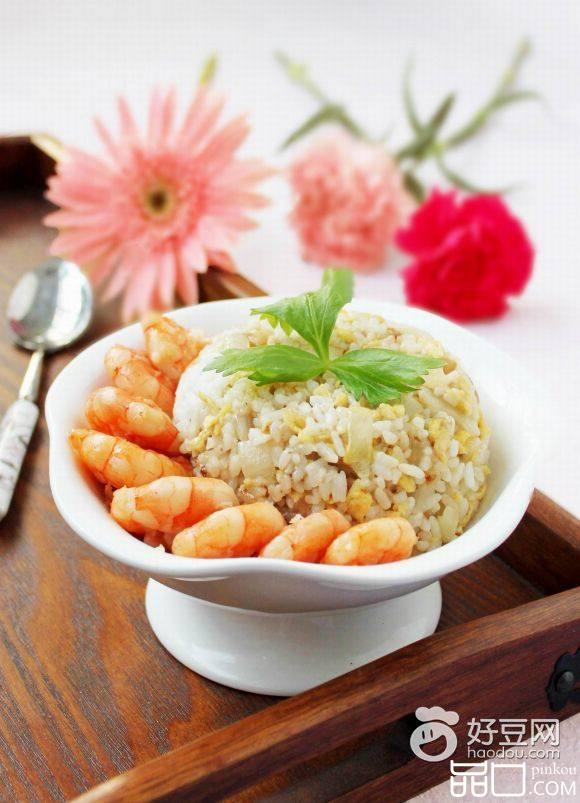 虾仁洋葱炒饭