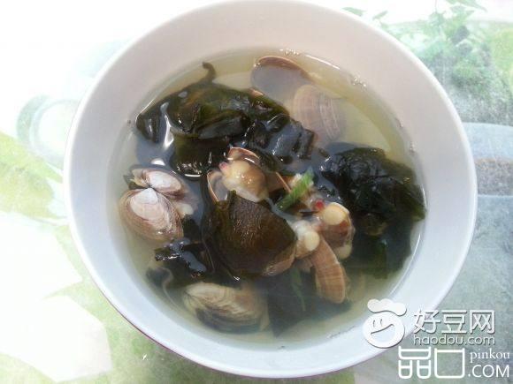 文蛤海鲜汤