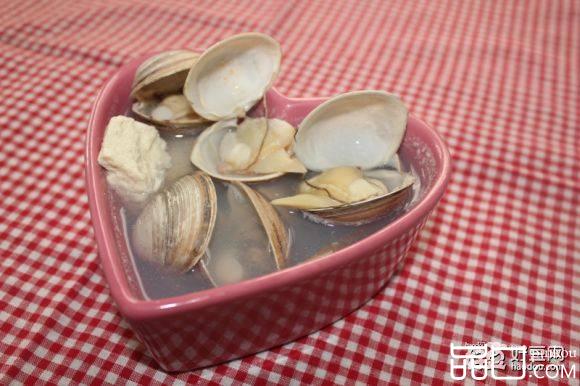 文蛤炖豆腐汤