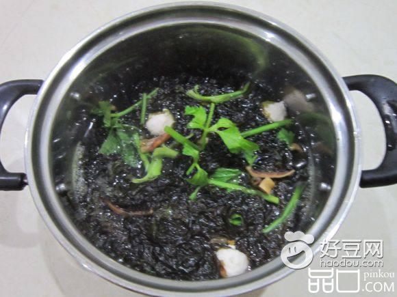 芹香紫菜丸子汤