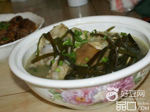 海带炖肘子