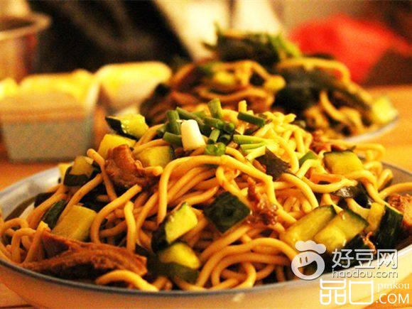 牛肚拌面