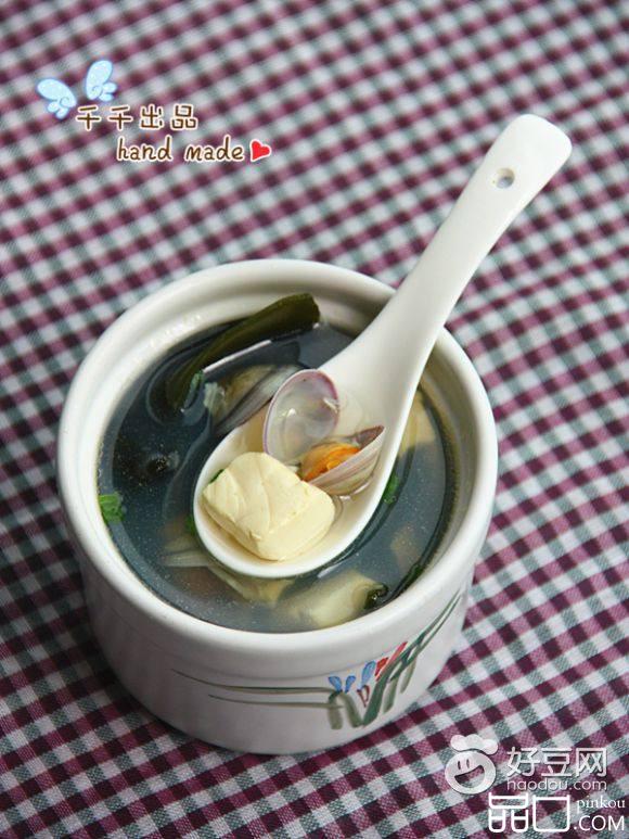蛤蜊海带豆腐汤