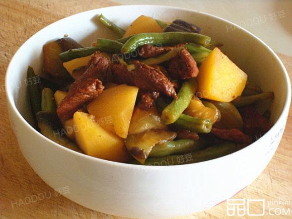 猪肉炖土豆豆角茄子