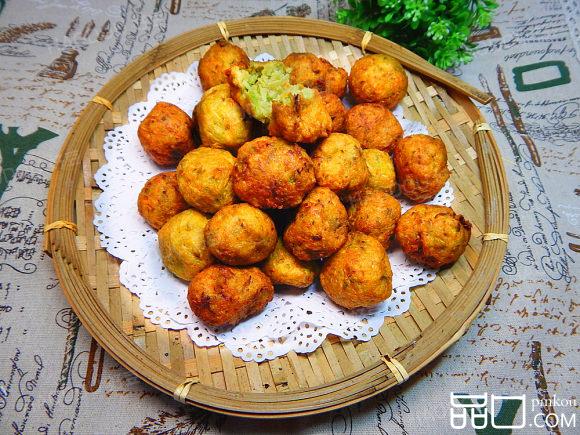 油炸双萝卜丸子