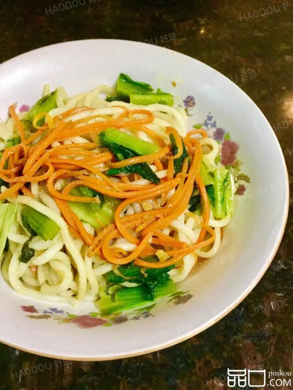 素菜炒面