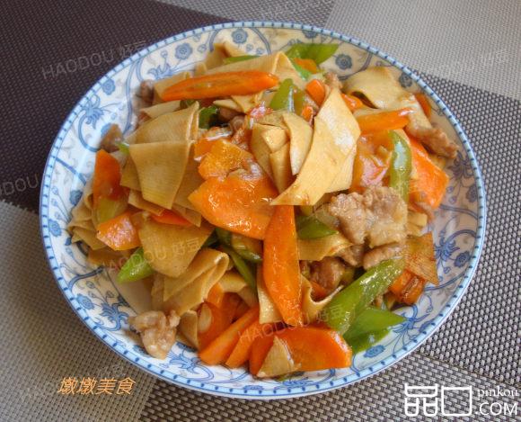 干豆腐炒尖椒胡萝卜