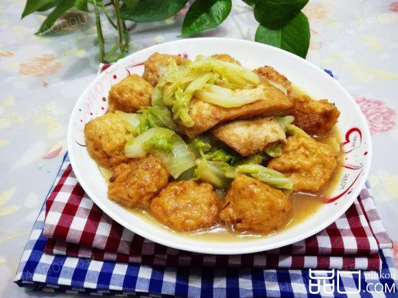 白菜炖丸子