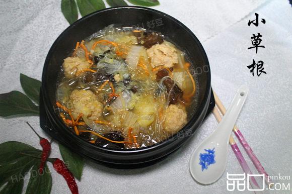 虫草白菜木耳肉丸粉丝