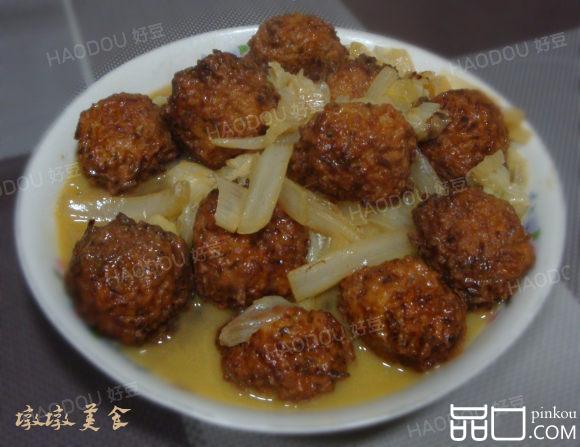 白菜烧丸子