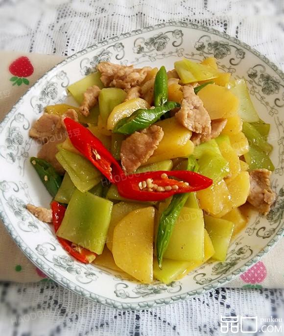 肉炒青笋土豆片