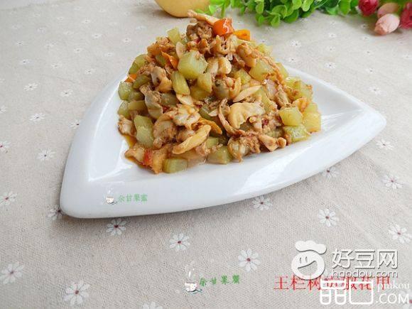 贡椒花甲炒莴笋