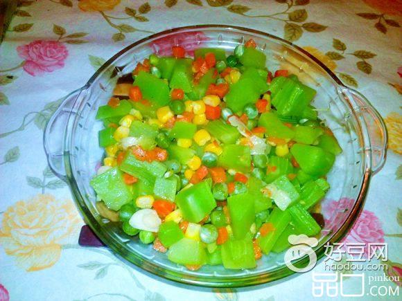 炒莴笋丁