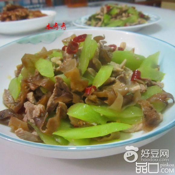 木耳莴笋肉丝