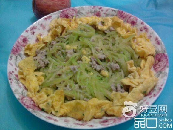 莴笋肉末鹅蛋皮