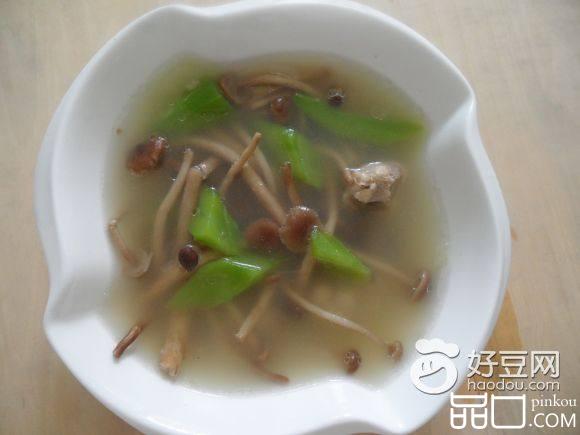 莴笋茶树菇排骨汤